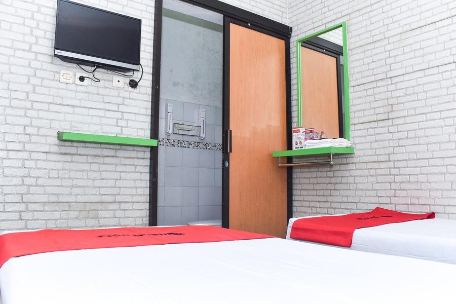 Reddoorz Near Hartono Mall Kejayan Eksteriør bilde