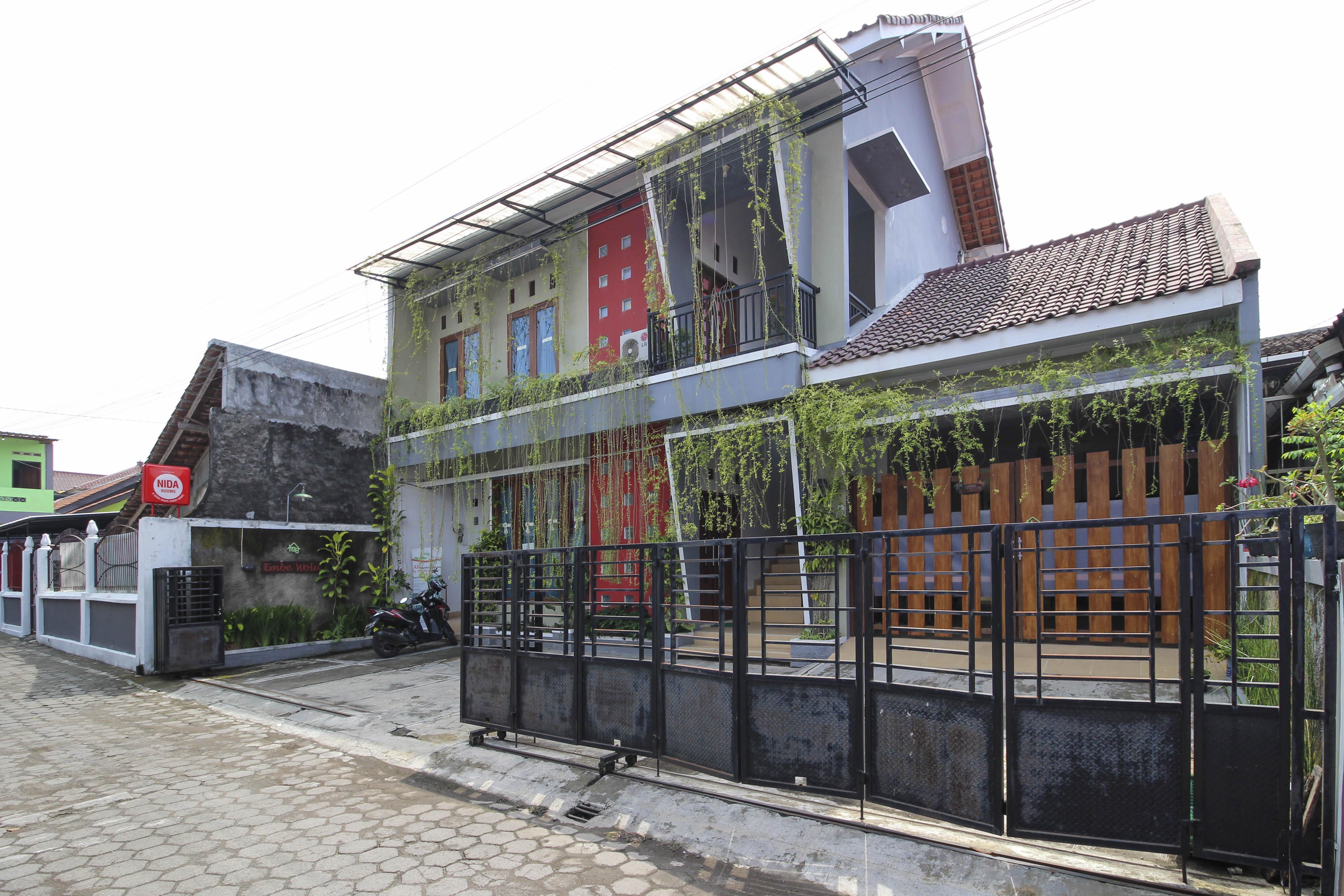 Reddoorz Near Hartono Mall Kejayan Eksteriør bilde